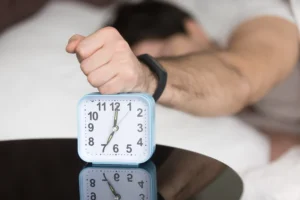 man with bad circadian rhythm and bad sleep